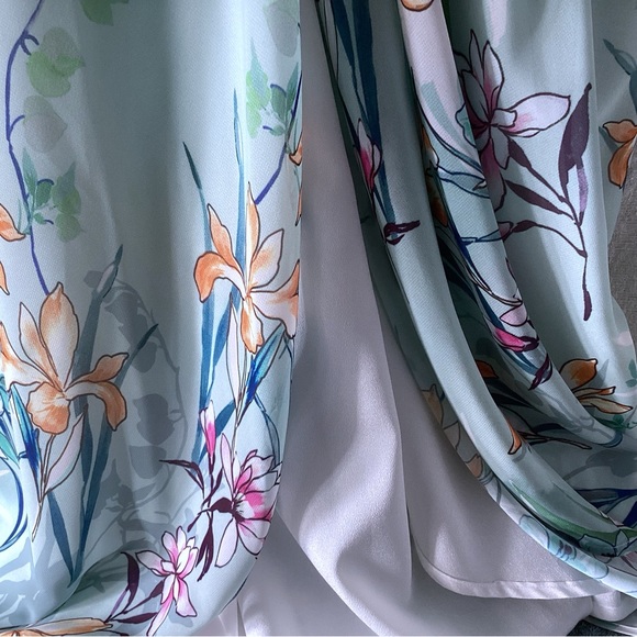 Yumi Kim Wrap Maxi Dress Woman’s Size Medium Mint Green Floral Print - Picture 10 of 12